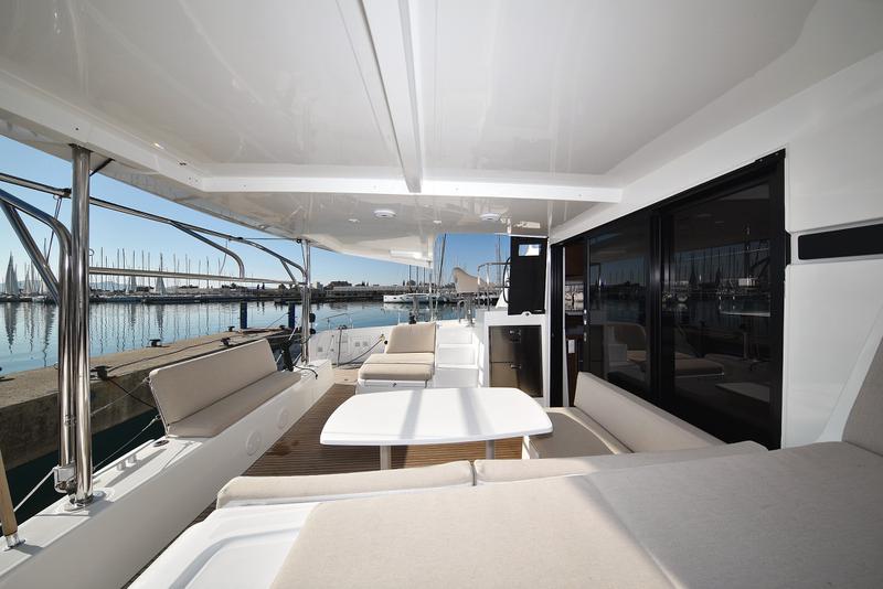 Book yachts online - catamaran - Lagoon 42 - CUZAMEN - rent