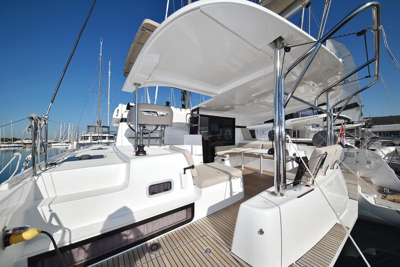 Book yachts online - catamaran - Lagoon 42 - CUZAMEN - rent