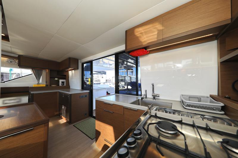 Book yachts online - catamaran - Lagoon 50- owner version - RAGNAR Air Condition Generator Watermaker - rent