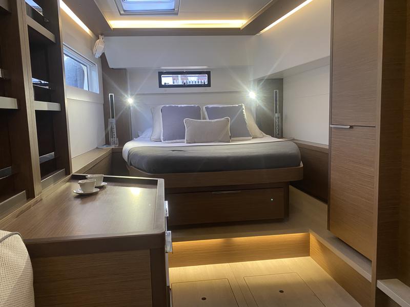 Book yachts online - catamaran - Lagoon 46 - Saramimi NEW 2022 - rent