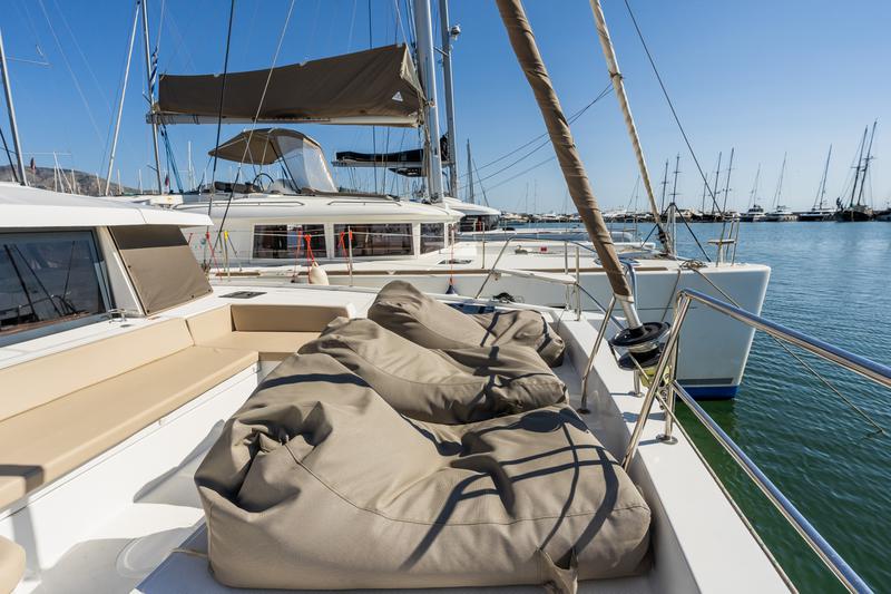 Book yachts online - catamaran - Bali 4.1 - 11 - ZEUS - rent