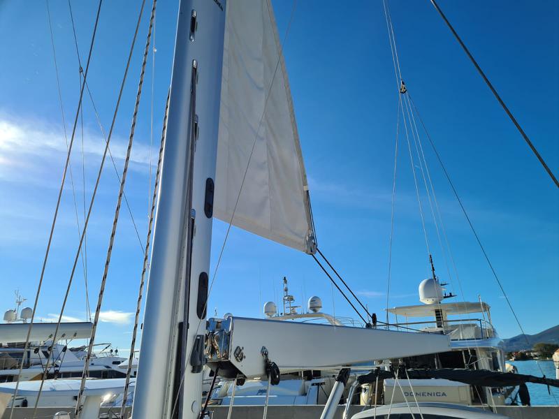 Book yachts online - sailboat - Hanse 588 - Stardust I - rent