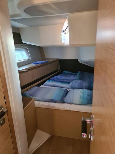 Book yachts online - sailboat - Hanse 588 - Stardust I - rent