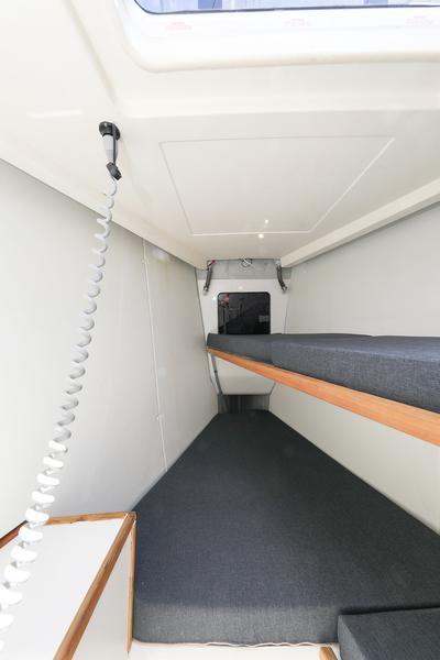 Book yachts online - sailboat - Hanse 588 - Stardust I - rent