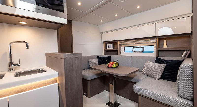 Book yachts online - motorboat - Beneteau GT 45 - Pandora - rent