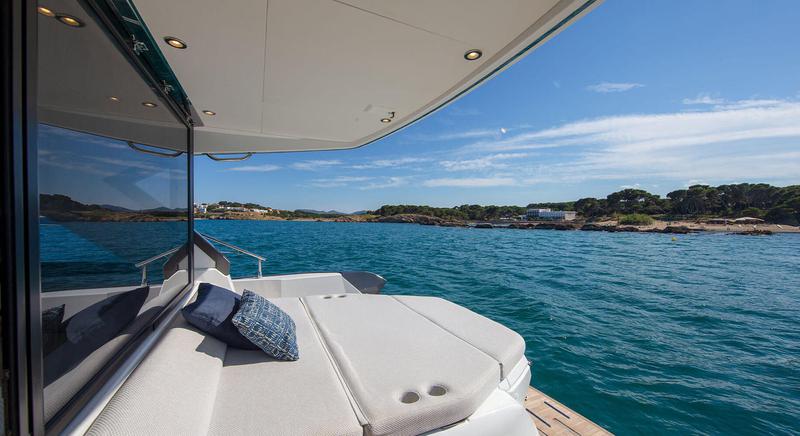 Book yachts online - motorboat - Beneteau GT 45 - Pandora - rent
