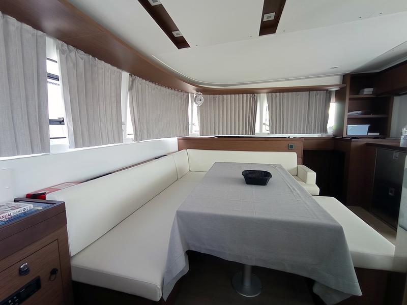 Book yachts online - catamaran - Lagoon 46 - GALAXY (air condition, generator, water maker)    _Skippered Only_ - rent