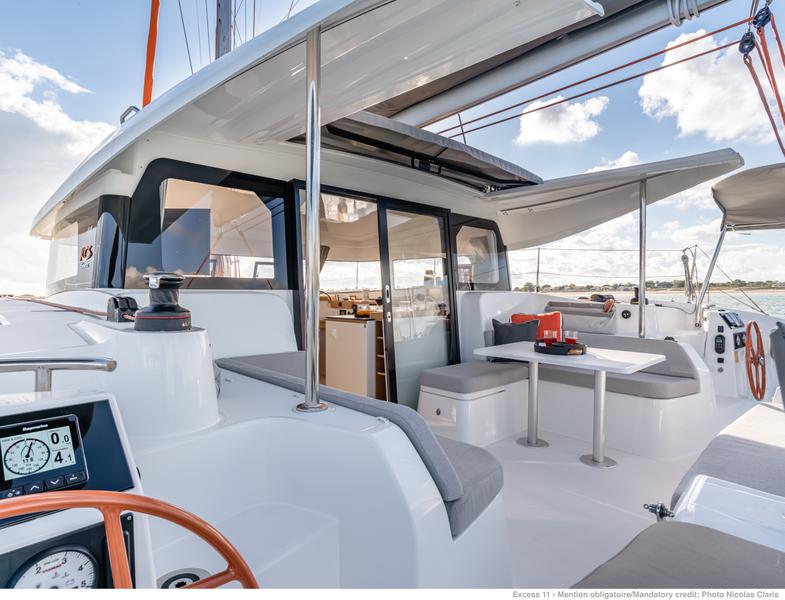 Book yachts online - catamaran - Excess 11 - ONE - rent