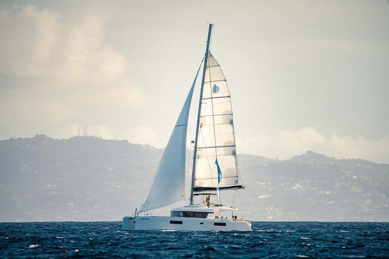 Book yachts online - catamaran - Lagoon 52F - AKANA - rent