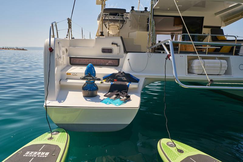 Book yachts online - catamaran - Lagoon 42 - AURA Luxury Crewed [AC saloon+cabins, Icemaker, Sea Scooter, Dinghy 20 HP] - rent