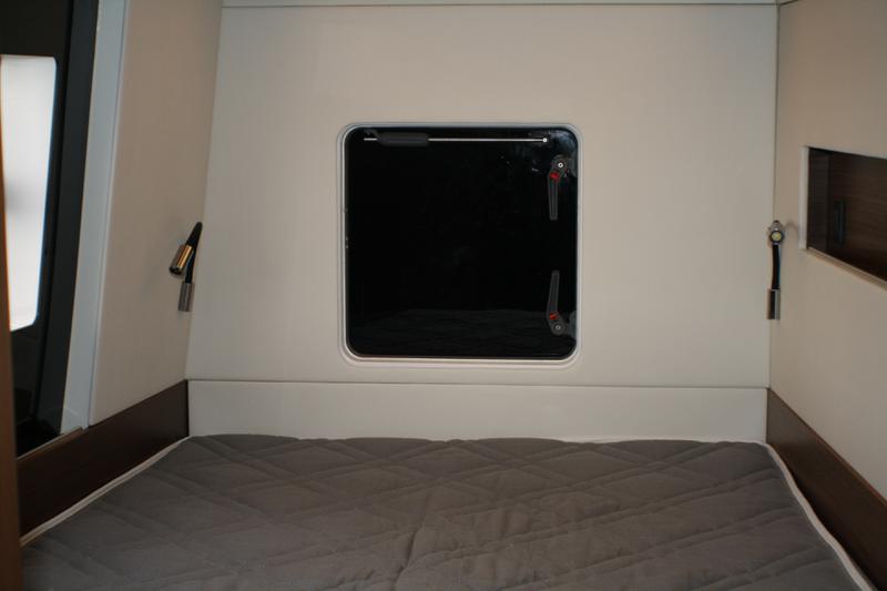 Book yachts online - catamaran - Nautitech 46 Fly - Sardinia II -air conditioned- - rent