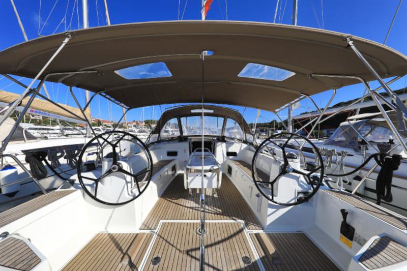 Book yachts online - sailboat - Sun Odyssey 519 - Bora - rent