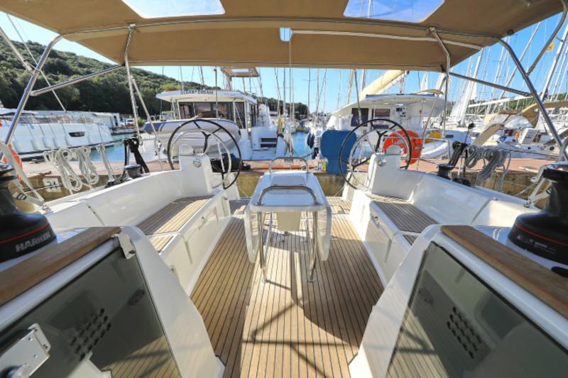Book yachts online - sailboat - Sun Odyssey 519 - Bora - rent