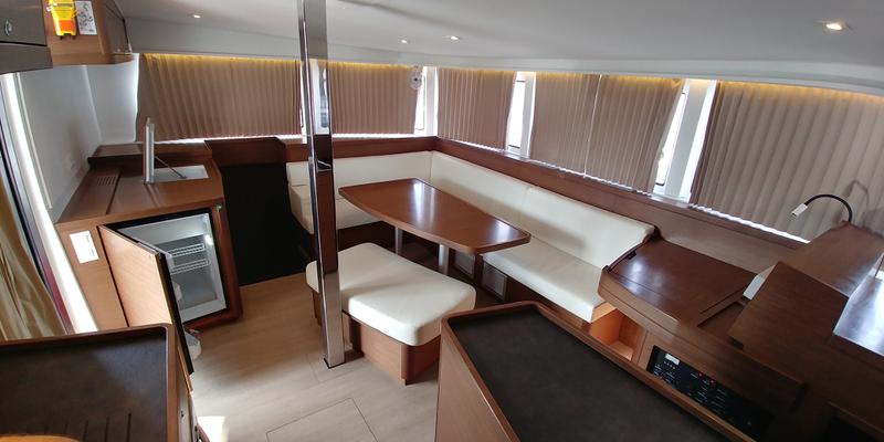 Book yachts online - catamaran - Lagoon 42 - Sao - rent