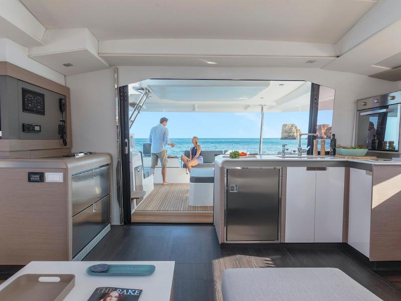 Book yachts online - catamaran - Elba 45 - Angie - rent