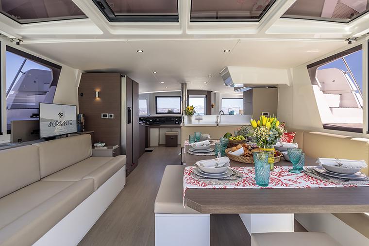 Book yachts online - catamaran - Bali 4.8 - Morganite - Skippered - rent