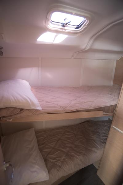 Book yachts online - sailboat - Elan 45 Impression - Helen - rent