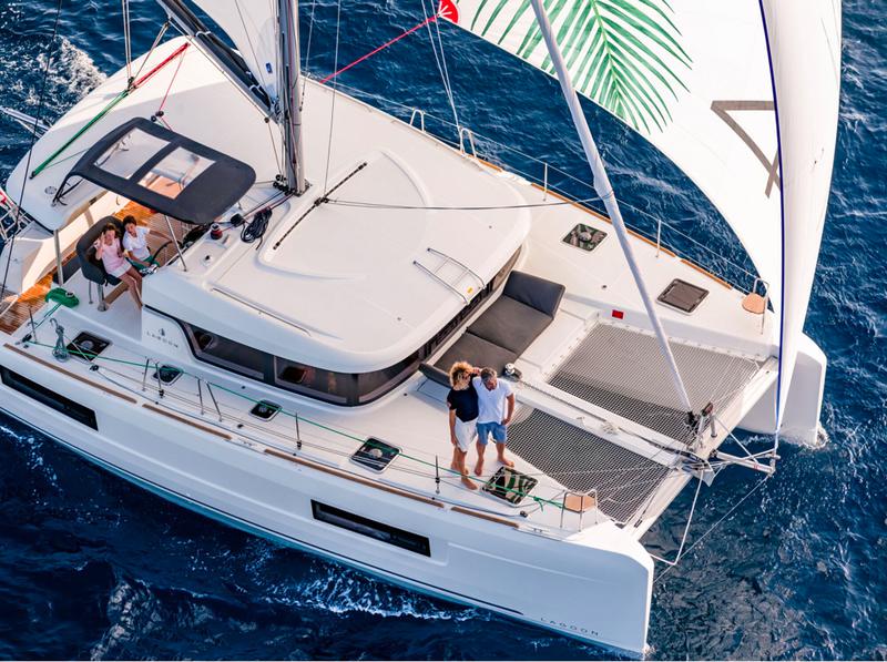 Book yachts online - catamaran - Lagoon 40 - GOA 9 - rent