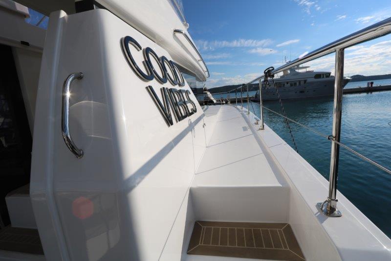 Book yachts online - powercatamaran - Leopard 53 PC - Good Vibes - rent