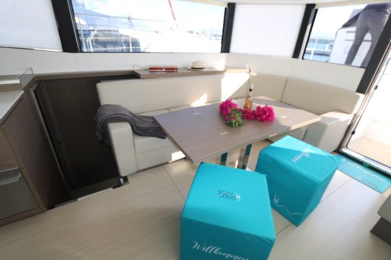 Book yachts online - powercatamaran - Leopard 53 PC - Good Vibes - rent