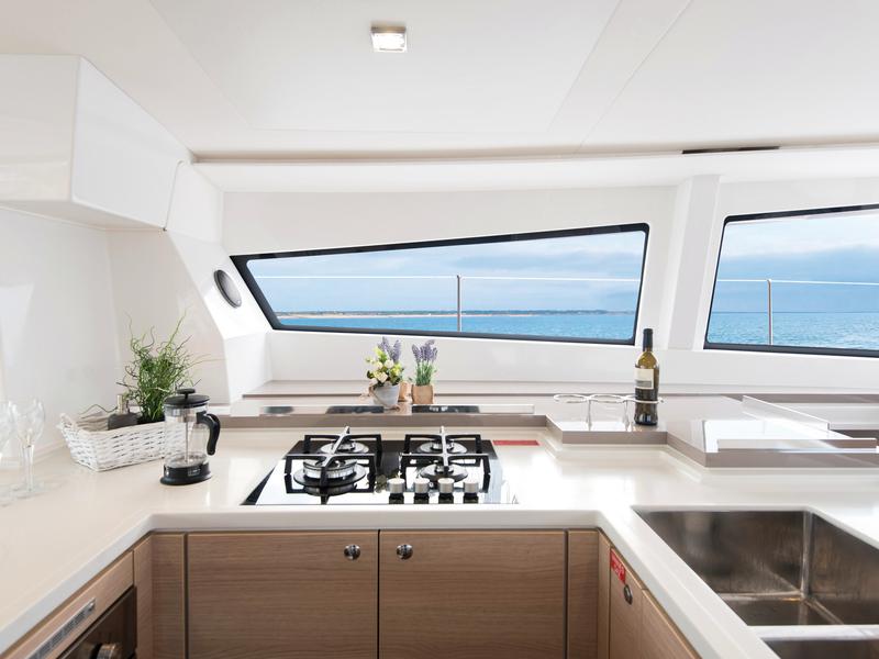 Book yachts online - catamaran - Bali 5.4. - Amura - rent