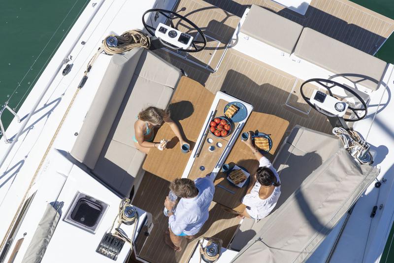 Book yachts online - sailboat - Dufour 430 - GOSAILING - rent