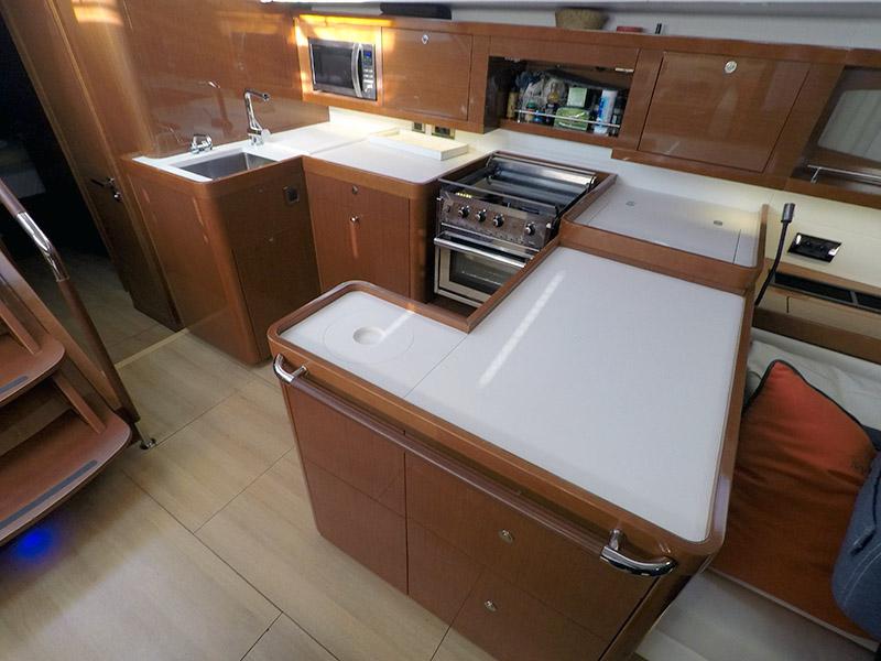 Book yachts online - sailboat - Oceanis 60 - Tourbillon (skipper obligatory) - NEW IN FLEET! - rent
