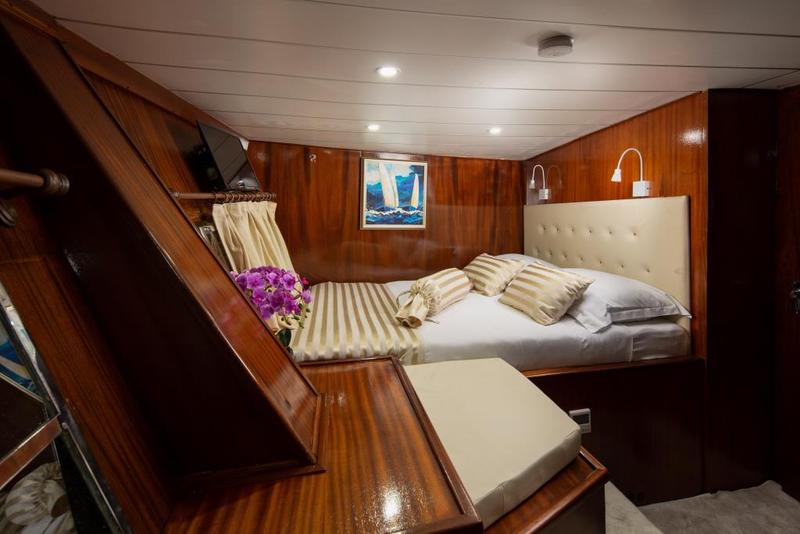 Book yachts online - other - Gulet - Saint Luca - rent