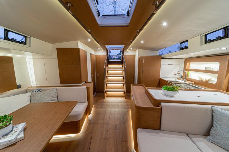 Book yachts online - sailboat - Oceanis Yacht 54 - BIG BLUE - with AC and generator - rent