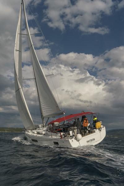 Book yachts online - sailboat - Oceanis 51.1 - PATRON - AC and generator - rent