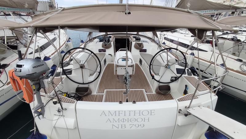 Book yachts online - sailboat - Sun Odyssey 519 - Amfithoe - rent