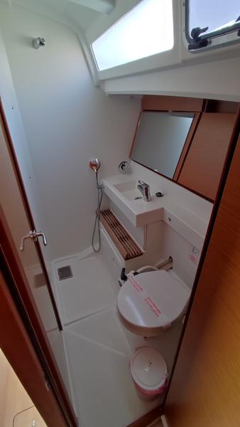 Book yachts online - sailboat - Sun Odyssey 440 - Erato - rent