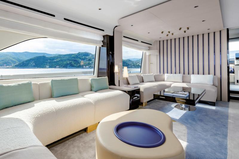 Book yachts online - motorboat - Azimut 78 Fly - PREWI - rent