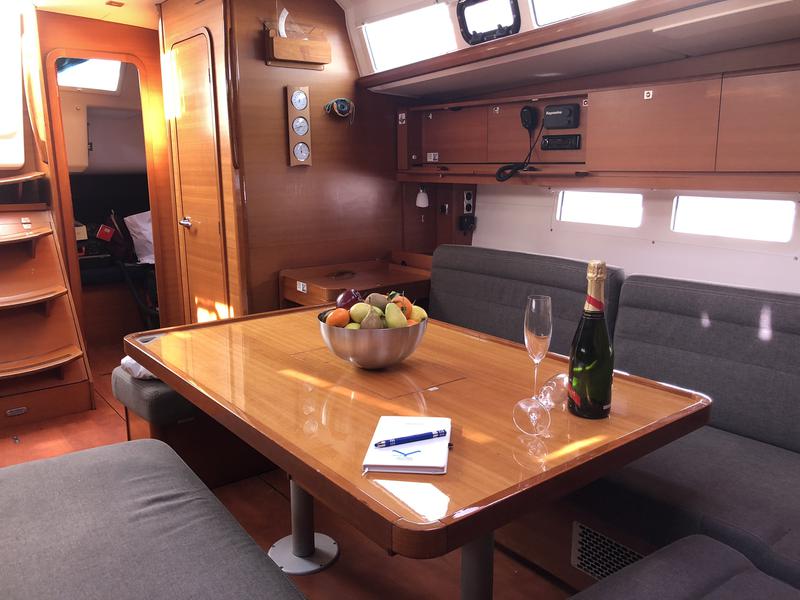 Book yachts online - sailboat - Dufour 460 Grand Large - At Last - rent