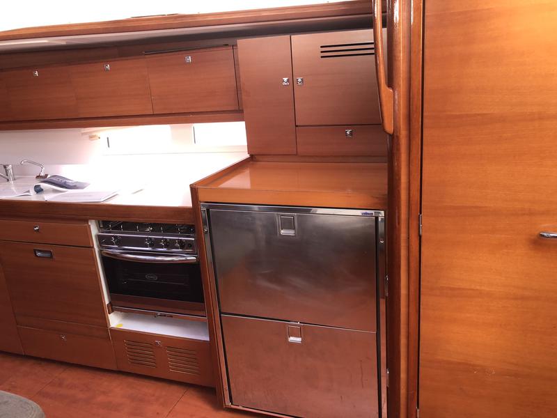 Book yachts online - sailboat - Dufour 460 Grand Large - At Last - rent