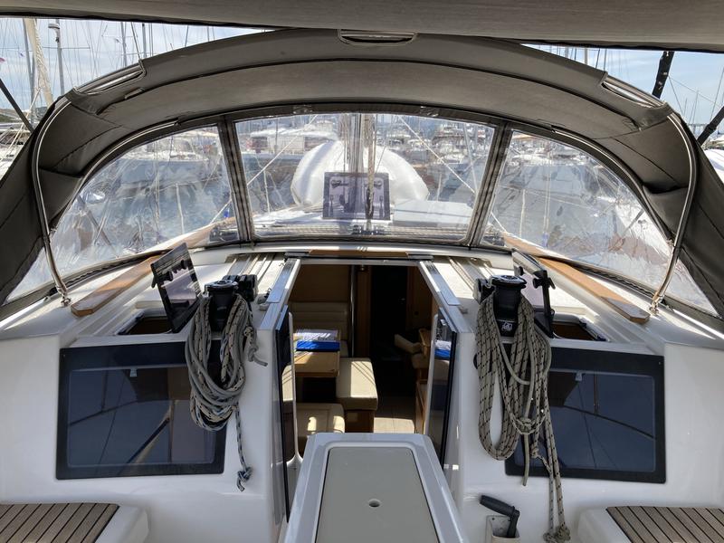 Book yachts online - sailboat - Dufour 412 Efram - Efram - rent