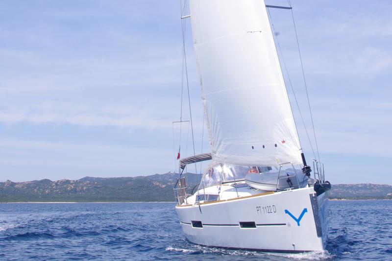 Book yachts online - sailboat - Dufour 412 Efram - Efram - rent