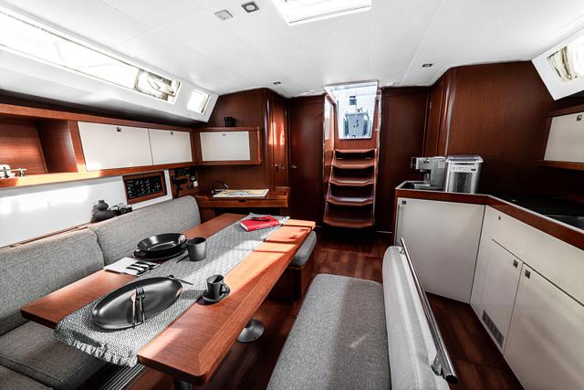 Book yachts online - sailboat - Oceanis 45 - THEIA - rent