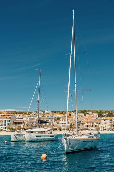 Book yachts online - sailboat - Oceanis 45 - THEIA - rent