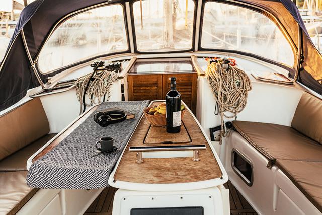 Book yachts online - sailboat - Oceanis 40 - FELIX - Refit 2018 - rent