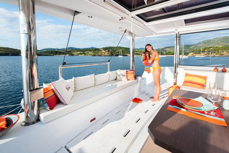 Book yachts online - catamaran - Bali 4.8 - no name - rent
