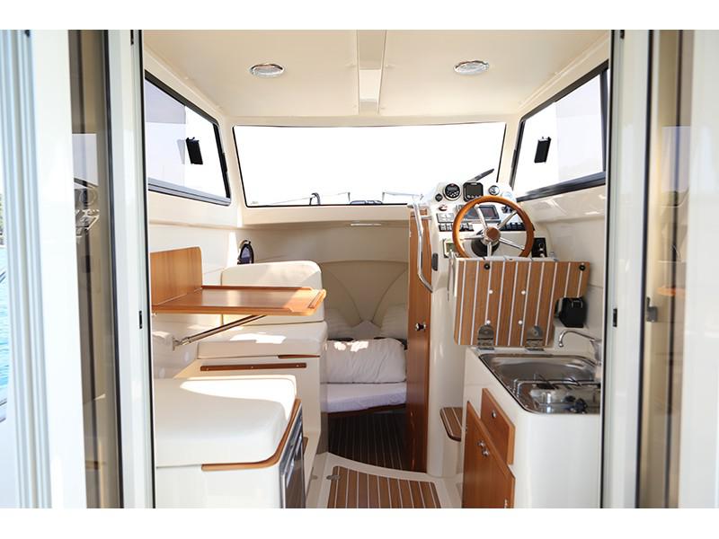 Book yachts online - motorboat - Leidi 660 - H3 - rent