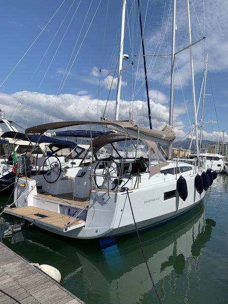 Book yachts online - sailboat - Sun Odyssey 410 - Bella - rent
