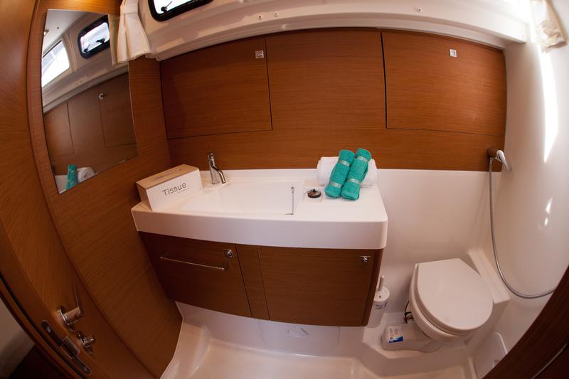 Book yachts online - sailboat - Sun Odyssey 519 -  6 cabs - MAYFLOWER - rent