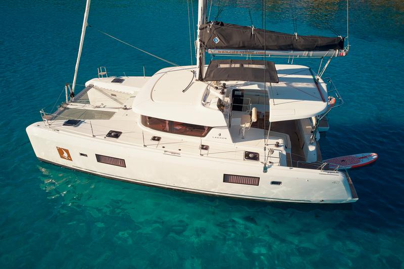 Book yachts online - catamaran - Lagoon 42 - BARNEY  - rent
