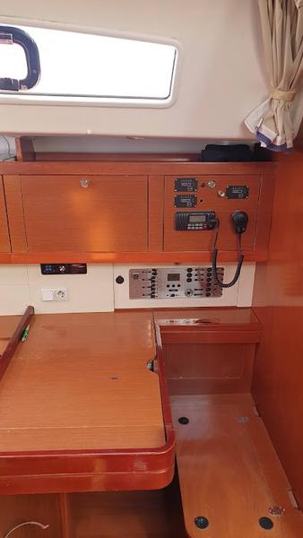 Book yachts online - sailboat - Beneteau Oceanis 50 Family - Seladon II - rent