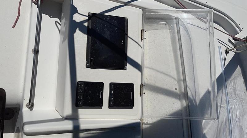 Book yachts online - catamaran - Lagoon 500 - Lagoon 500 2006 only skippered - rent