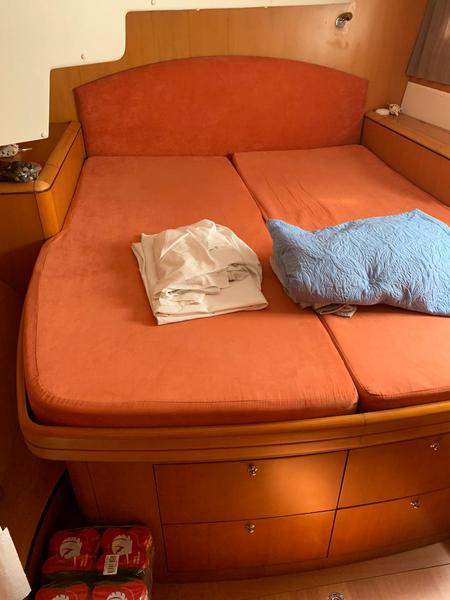 Book yachts online - catamaran - Lagoon 500 - Lagoon 500 2006 only skippered - rent