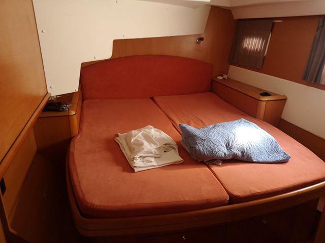 Book yachts online - catamaran - Lagoon 500 - Lagoon 500 2006 only skippered - rent