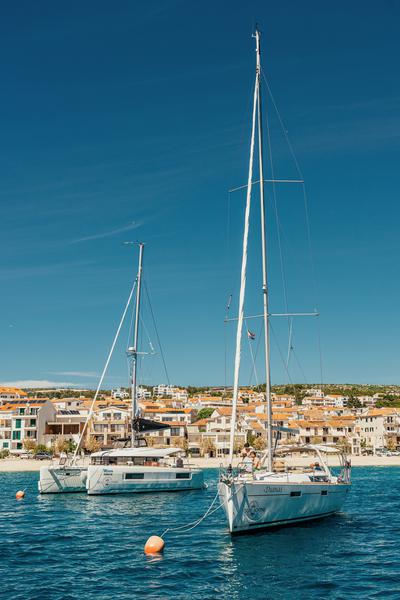 Book yachts online - sailboat - Oceanis 45 - DIANA - rent